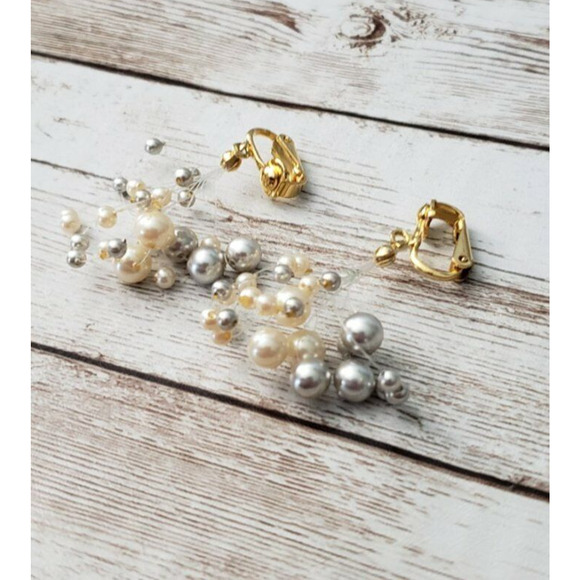 Vintage Clip On Earrings - Two Tone Faux Pearl Dangle Pretty - Picture 1 of 4